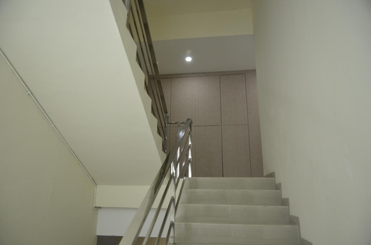 Kitara Hotel Jakarta Buitenkant foto