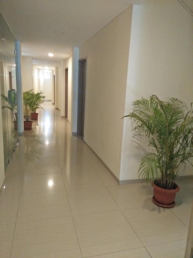 Kitara Hotel Jakarta Buitenkant foto